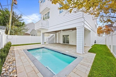 Welcome to 121 N Quincy - Ready for immediate occupancy!! Luxury