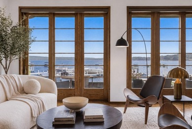 Welcome to pier 240. Here you'll find an impeccably maintained - photo 17