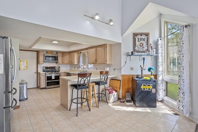 COLDWATER LAKE-SHAWNEE SHOALS: 4 bedrooms, 2.5 baths, and a 3 - photo 9