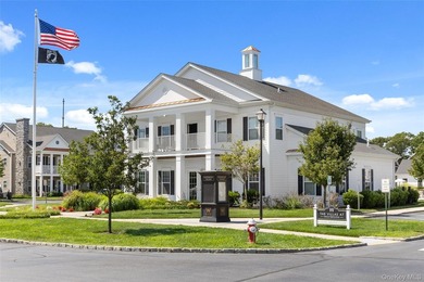 Welcome to 32 Michael Lane, a beautifully appointed 2-bedroom, 2 - photo 19