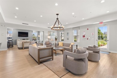 Welcome to 32 Michael Lane, a beautifully appointed 2-bedroom, 2 - photo 20