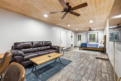 Charming 3-bedroom, 2-bath home, offering the perfect blend of - photo 28