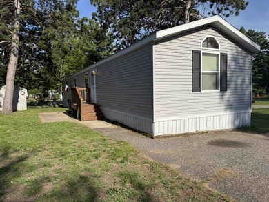 Lake Delton Home For Sale in Wisconsin Dells Wisconsin