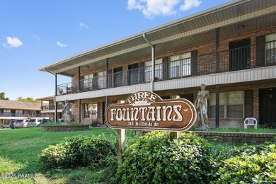 Vermilion River - Lafayette Parrish Condo For Sale in Lafayette Louisiana