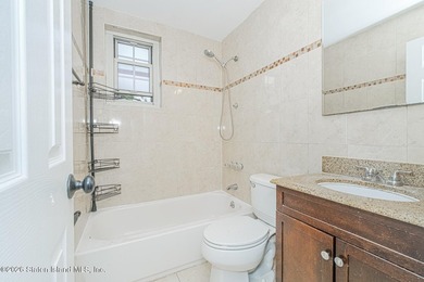 Welcome to *Chateau Villa*, a well-manicured private community - photo 18
