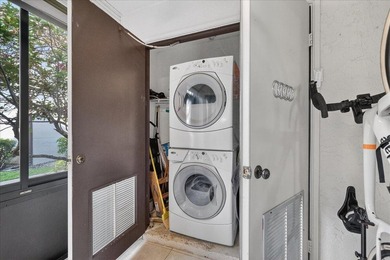 Beautifully updated 2BR/2BA first-floor condo in the 55+ - photo 23