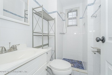 Welcome to *Chateau Villa*, a well-manicured private community - photo 23