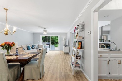 Welcome to this stunning three bedroom, 2.5 bathroom townhome - photo 5