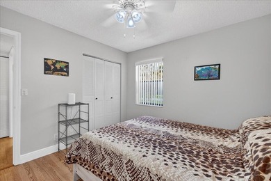 Beautifully updated 2BR/2BA first-floor condo in the 55+ - photo 25