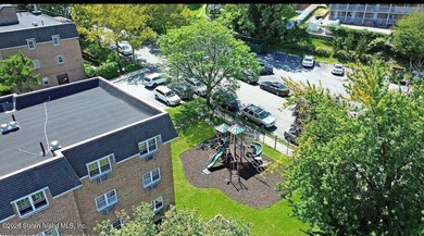 Welcome to *Chateau Villa*, a well-manicured private community - photo 27