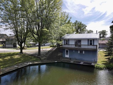 Lake Home For Sale in Syracuse, Indiana