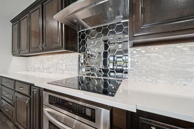 MOTIVATED SELLER! This extraordinary Lake Hudson estate blends - photo 10