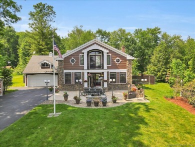 Lake Home For Sale in Farmington, Connecticut