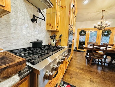 Stunning Craftsman-Style Home on beautiful acreage with - photo 14