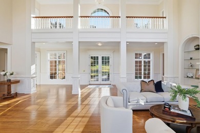 Ultimate lakeside living in the estate section of Woodside, a - photo 15