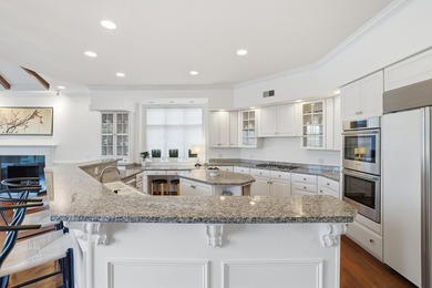 Ultimate lakeside living in the estate section of Woodside, a - photo 18