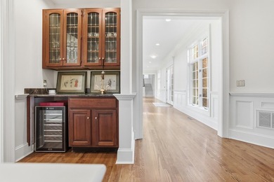 Ultimate lakeside living in the estate section of Woodside, a - photo 26