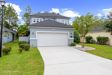 Oakleaf Lake Area Home For Sale in Orange Park Florida