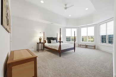 Ultimate lakeside living in the estate section of Woodside, a - photo 41