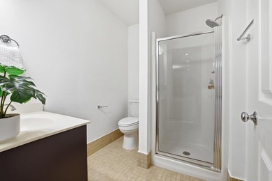 Ultimate lakeside living in the estate section of Woodside, a - photo 42