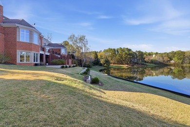Ultimate lakeside living in the estate section of Woodside, a - photo 49