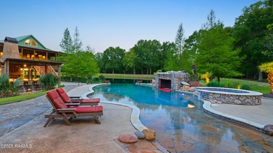 Experience an elevated lifestyle in this expansive, single-level - photo 7