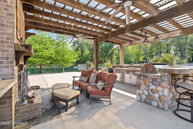 Experience an elevated lifestyle in this expansive, single-level - photo 8