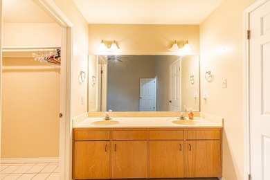 Charming and conveniently located, this well-maintained - photo 9