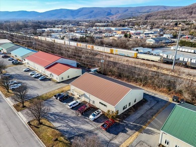 This prime office | manufacturing | lab building is located in