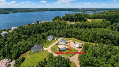 Lake Life at Its Finest! This stunning water-view home includes - photo 3