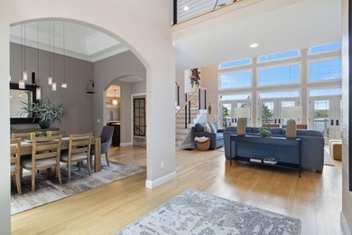 Luxury Living Meets Exceptional Entertaining! Blending timeless - photo 14