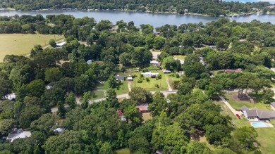 Home and Two Lots near Lake Palestine - photo 46