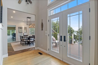 Luxury Living Meets Exceptional Entertaining! Blending timeless - photo 26