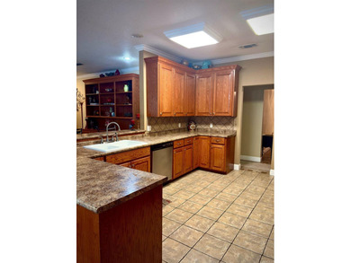3 gorgeous acres in *Country Club Estates North* - bordered by - photo 8