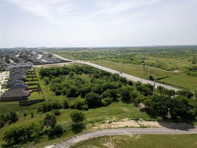 Strategically located at the entrance to the established Talon - photo 4