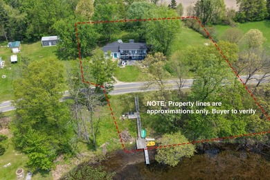 This four-bedroom, three-bath, 2,994-square-foot split level - photo 4