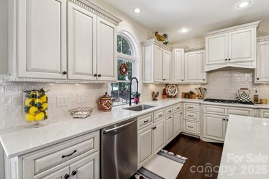 Experience the perfect harmony of high-end design and *lake - photo 13
