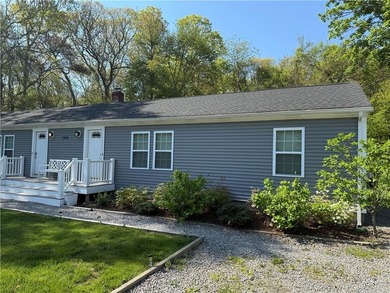 Located in the heart of Narragansett Pier. Beautifully renovated - photo 16