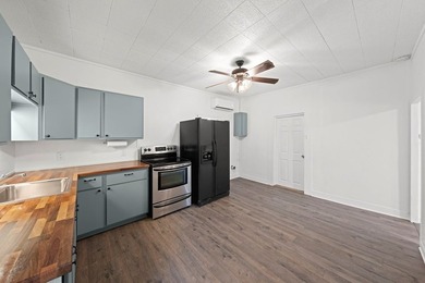 Charming cottage-style home on an oversized corner lot with - photo 3