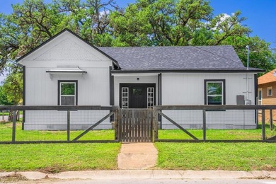 Guadalupe River - Kerr County Home For Sale in Kerrville Texas