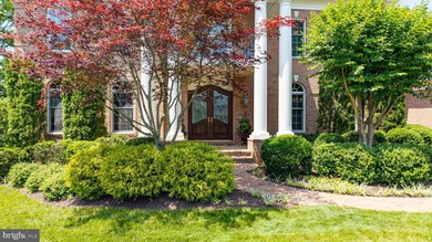 Welcome to an extraordinary residence located in the prestigious - photo 10