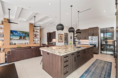 Chic, Modern Residence artfully crafted by award-winning - photo 5