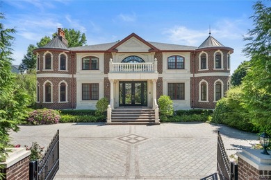 Welcome to 28 Whitney Circle, a breathtaking custom brick - photo 1