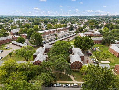 Welcome to Clearview Gardens. This 1st Floor Two Bedroom Co-op - photo 13