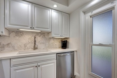 Wake up every day to the ocean breeze in this beautifully - photo 15