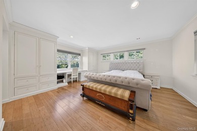 Prime Lake Success / University Gardens Location - Exceptional - photo 16