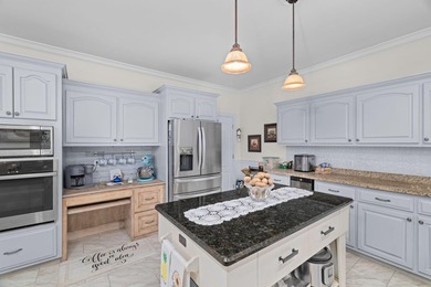 This AMAZING Magazine quality home is the perfect Dream Home!!! - photo 21