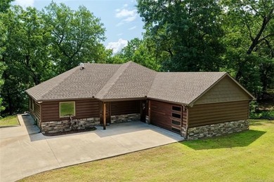 EXPERIENCE THE BEST OF LAKE EUFAULA, OK, IN YOUR WATERFRONT HOME - photo 1