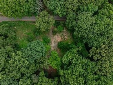 This hidden gem is waiting for you! Here is a unique opportunity - photo 22