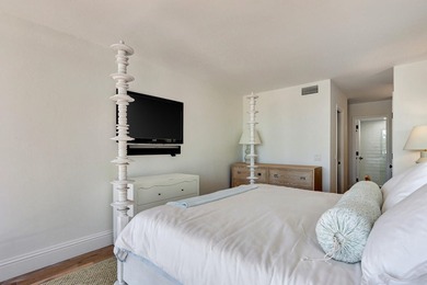 Wake up every day to the ocean breeze in this beautifully - photo 22